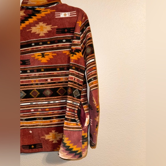 Simply Southern Women’s Aztec Pattern Fleece - Picture 3 of 4